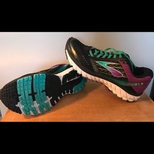 Brooks Ghost 9